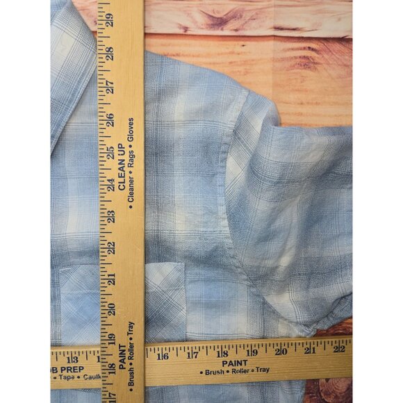 Travis Mathew Mens Blue Plaid Shirt Medium Lightweight Short Sleeve - Picture 7 of 7